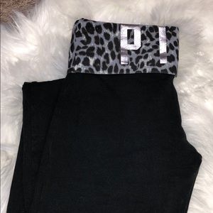 VS PINK yoga pants